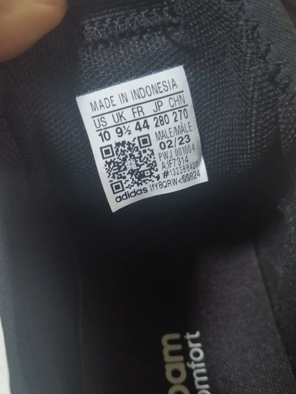 adidas cushioning graphic makes